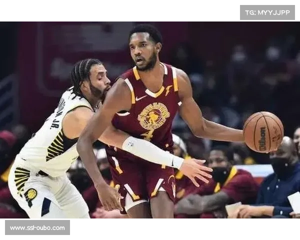 火箭申京移动速度难题，乌度卡调整阵容兼容性